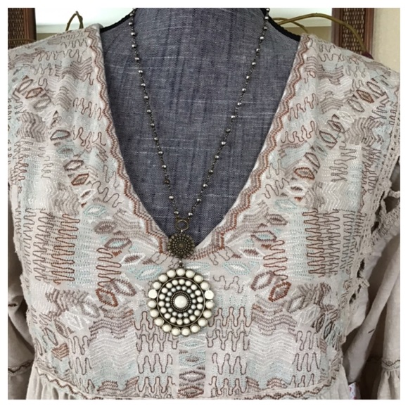 Free People Much Love Embroidered Tunic Top.  NWT. - Picture 5 of 8